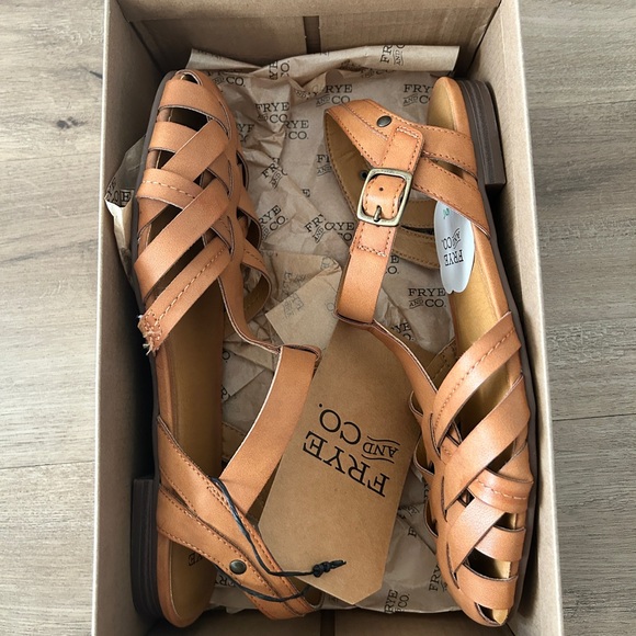 Frye & Co. Meenah Saddle Leather Sandals – Women’s Size 8 – NWT - Picture 7 of 7